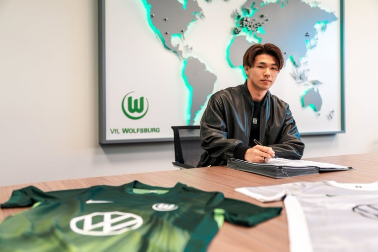 yl23455永利平台-官方：沃尔夫斯堡签下20岁日本前锋盐贝健人 据悉激活900万解约金